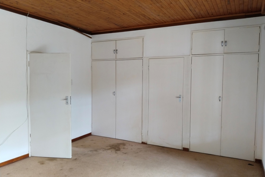 6 Bedroom Property for Sale in Hartbeespoort Rural North West